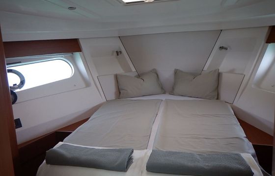 Motorboat Swift Trawler 35 425hp