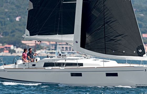 Sailboat OCEANIS 38.1 - NEMO III 11m