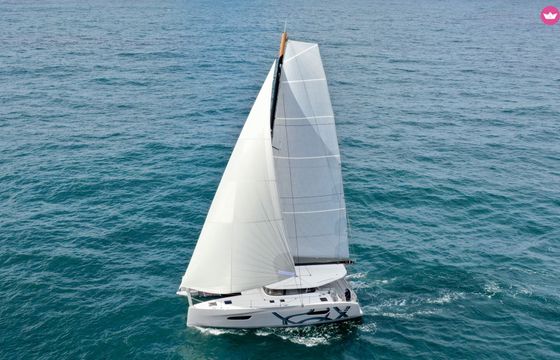 Catamaran Beneteau Excess 14 14m