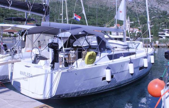 Sailboat Dufour 430 Grand Large (Marlera) 13.24m