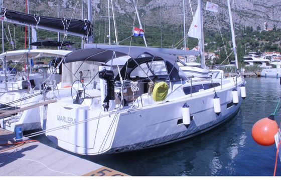 Sailboat Dufour 430 Grand Large (Marlera) 13.24m