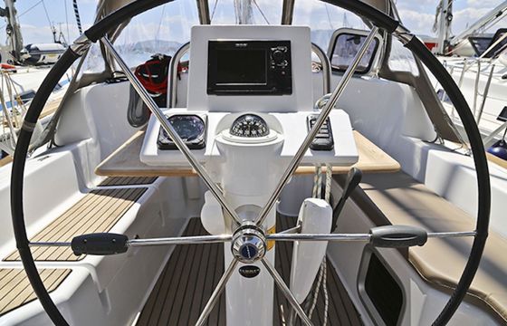 Sailboat JEANNEAU SUN ODYSSEY 33I 9.96m