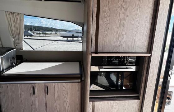 Motorboat Azimut 53 Fly 1450hp