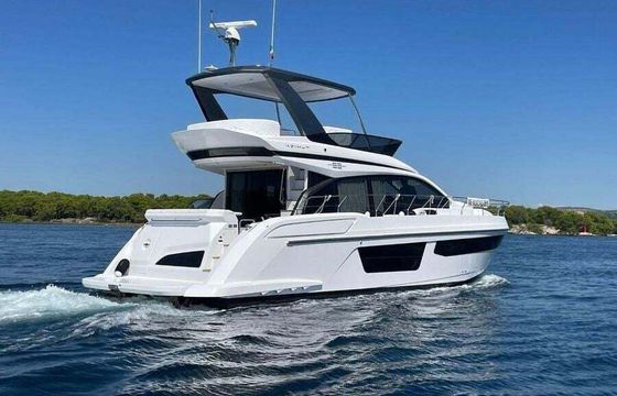 Motorboat Azimut 53 Fly 1450hp