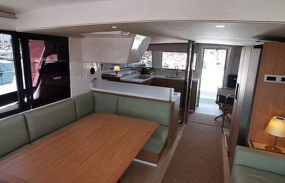 Catamaran Catana Group Bali 4.4 - 4 + 1 cab. 13m