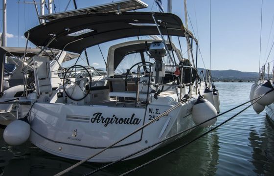 Sailboat Beneteau Oceanis 41.1 12.43m