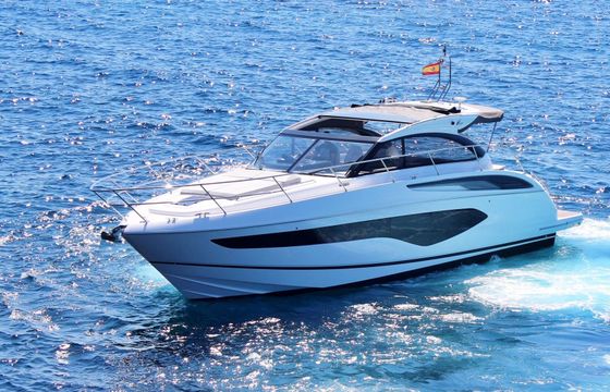 Motorboat Princess V50 870hp