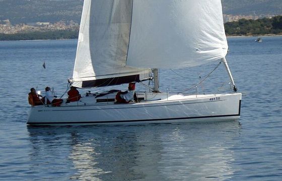 Sailboat GRAND SOLEIL 37 R 11.7m