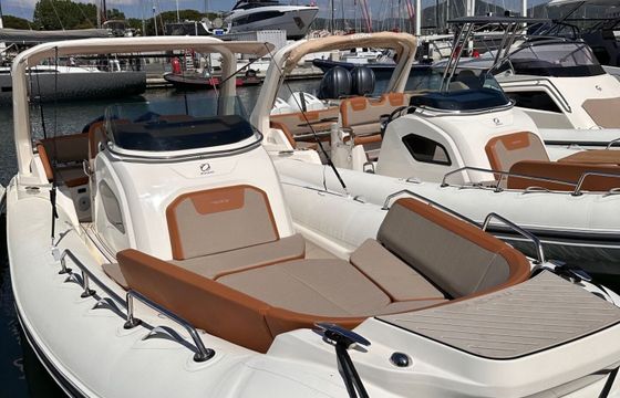 Motorboat ZODIAC MEDLINE 9 250hp
