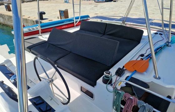 Catamaran Lagoon Lagoon 46 13.99m