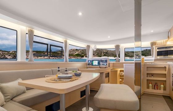 Catamaran Lagoon 42 12m