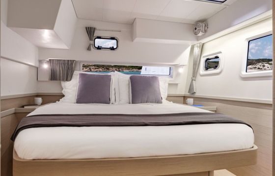 Catamaran Lagoon 42 12m