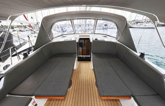Sailboat Hanse Yachts Hanse 410 12m