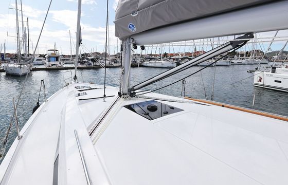 Sailboat Hanse Yachts Hanse 410 12m