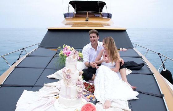 Motorboat Princess 66 1700hp