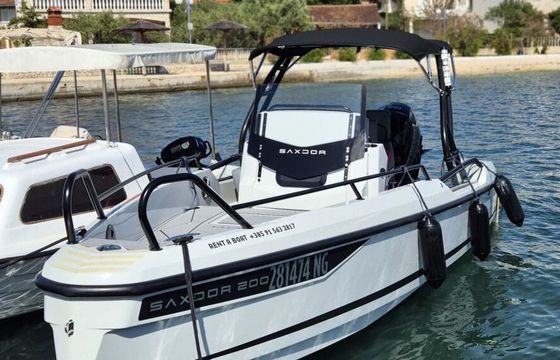Motorboat Saxdor Saxdor 281475NG 100hp