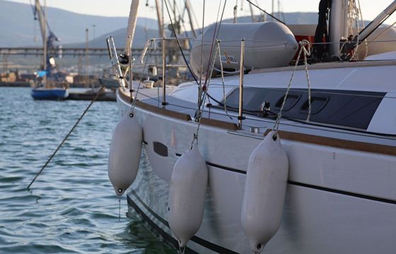 Sailboat BENETEAU OCEANIS 37 11.48m