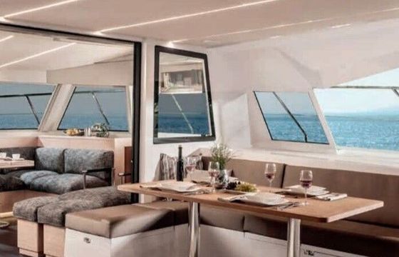 Motorboat Fountaine Pajot Nautitech 47 Power with watermaker &amp; A/C - PLUS 600hp