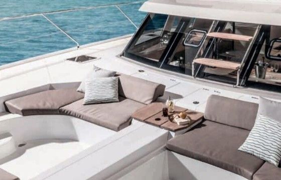 Motorboat Fountaine Pajot Nautitech 47 Power with watermaker &amp; A/C - PLUS 600hp