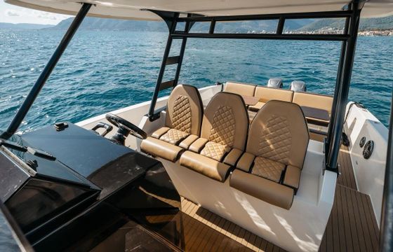 Motorboat Fiart Mare Sea Walker 700hp