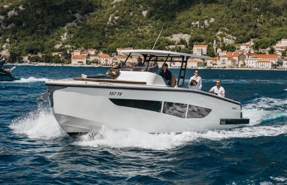 Motorboat Fiart Mare Sea Walker 700hp