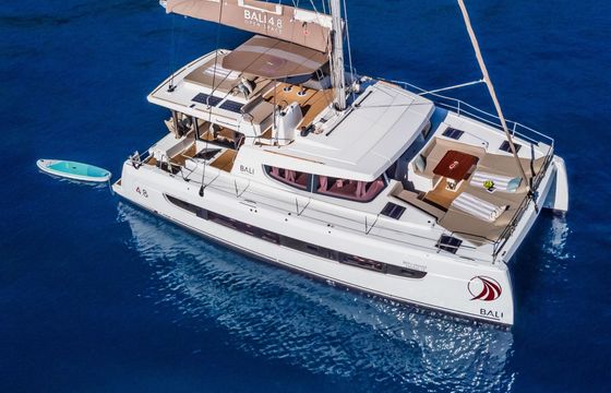 Catamaran Catana Group Bali 4.8 - 5 + 2 cab 14m