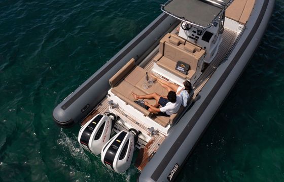 Motorboat Sea water Phantom 300 500hp