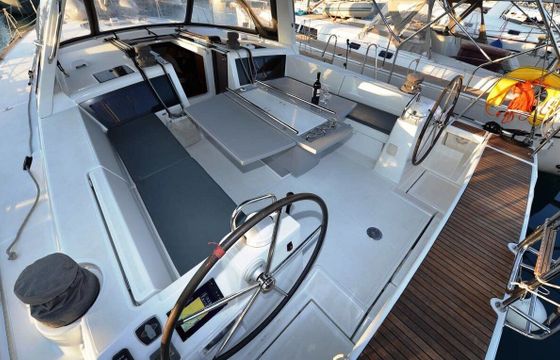 Sailboat Beneteau Oceanis 48 14m