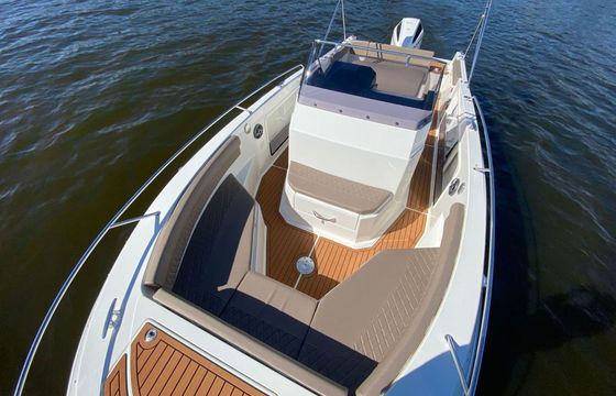Motorboat Atlantic Marine 750 200hp