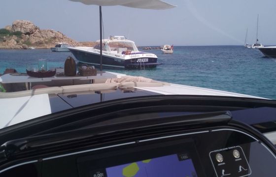 Motorboat CANTIERI DEL TEVERE DOMINA 42 WALKAROUND 900hp
