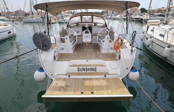 Sailboat Bavaria Yachtbau Bavaria Cruiser 46 Style - 4 cab. 14m
