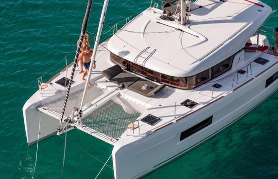 Catamaran Lagoon-Bénéteau Lagoon 40 - 4 + 2 cab 11.74m