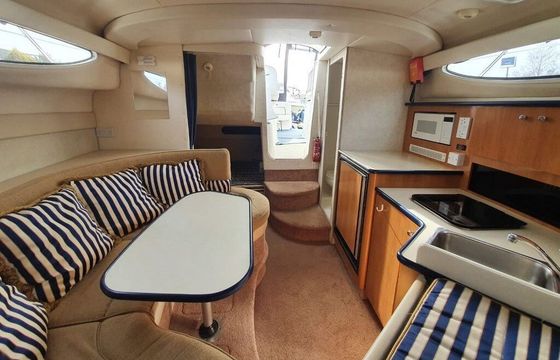 Motor yacht Bayliner 3055si ciera sunbidge 320hp