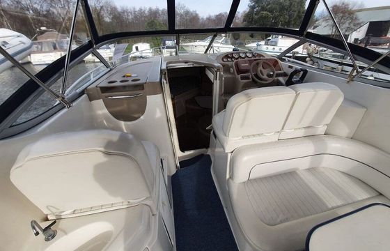 Motor yacht Bayliner 3055si ciera sunbidge 320hp