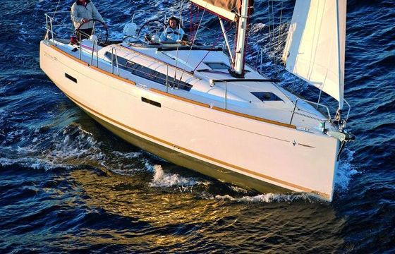 Sailboat Sun Odyssey 389 /3cab 11m