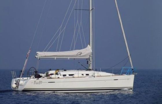Sailboat BENETEAU FIRST 35 10.85m