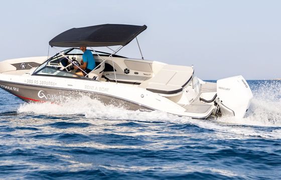 Motorboat Sea Ray 230 Spx 250hp