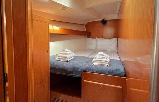 Sailboat Beneteau Cyclades 50.5 15.3m