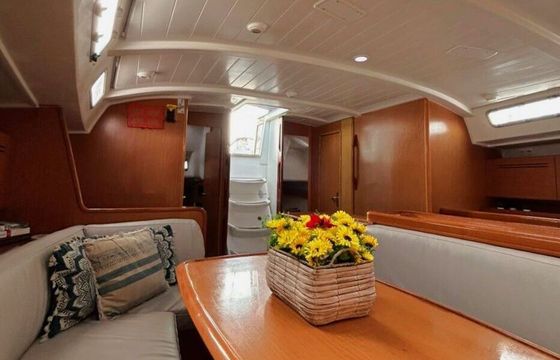Sailboat Beneteau Cyclades 50.5 15.3m