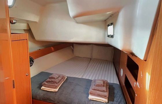 Sailboat Beneteau Cyclades 50.5 15.3m