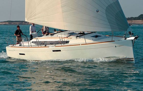 Sailboat Sun Odyssey 379 11m