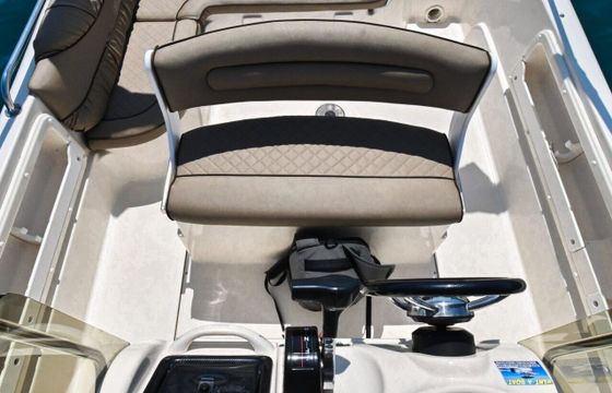 Motorboat Ranieri Ranieri 640 voyager 150hp