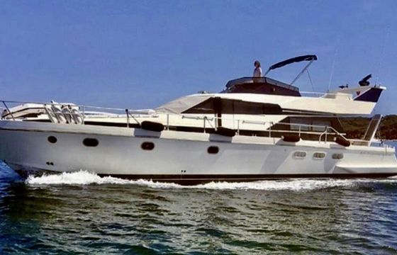 Motorboat Guy Couach 1701 1700hp