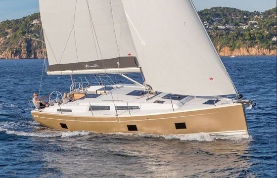 Sailboat Hanse 418 12m