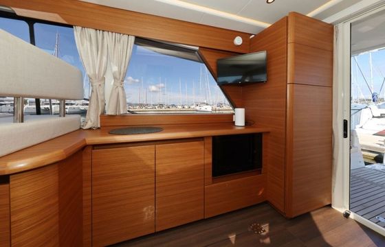 Motorboat Greenline 39 370hp