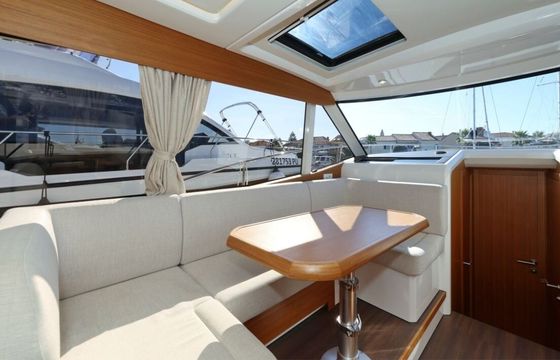 Motorboat Greenline 39 370hp