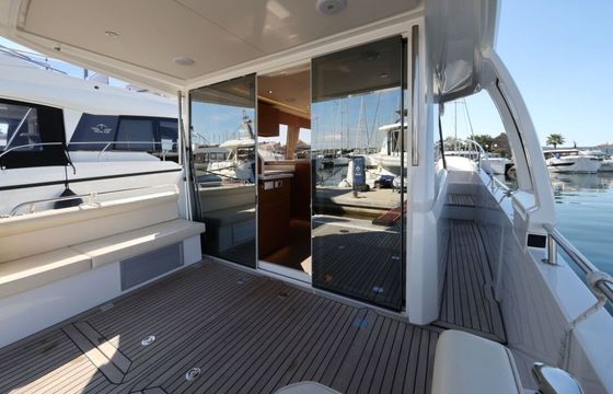 Motorboat Greenline 39 370hp