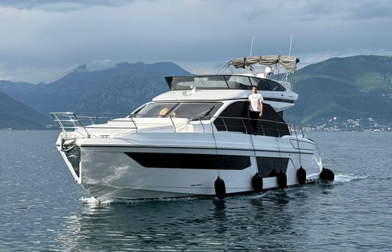 Motor yacht Azimut 56 fly 1900hp