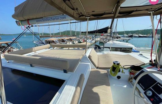 Catamaran Catana Group Bali 4.2 - 4 + 1 cab. 12.85m