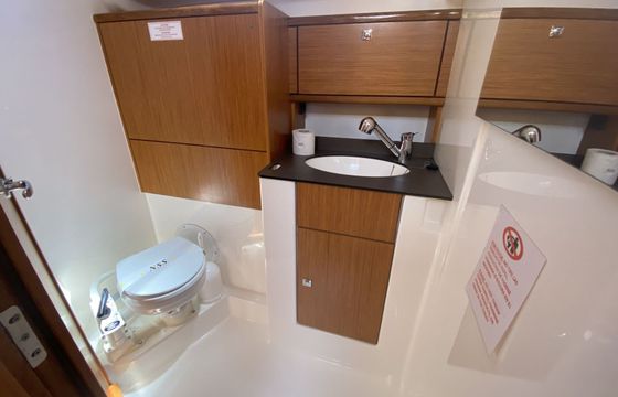 Sailboat Bavaria Cruiser 51 14.99m